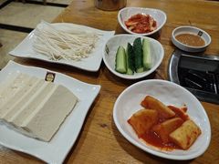 -喇喇排骨火锅·传统韩式脊骨汤(望京西园总店)