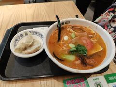 -蒙自源米线大王(东站店)