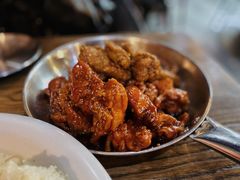 辣子鸡拼酱油鸡-MI WU FACTORY米屋美食工厂餐厅(绿地店)