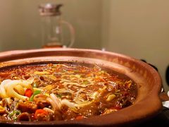 肥肠牛蛙砂锅-马头巷·食景园(苏州总店)