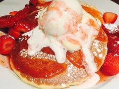 -Pancakes on the rocks(Darling Harbour)