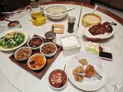 -梅利汴京烤鸭•开封豫菜地标店(东大街店)