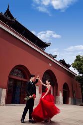 -雪中彩影婚纱摄影·微光艺术中心