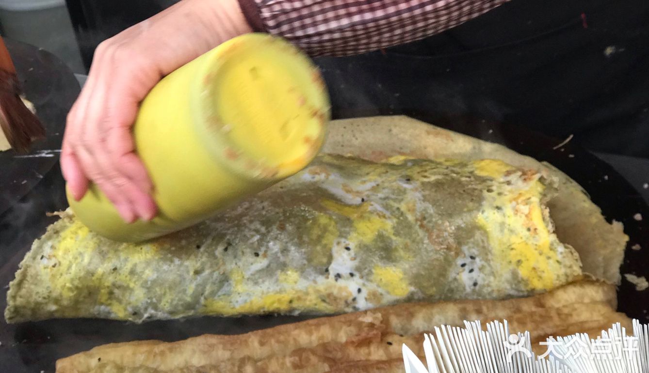 贼好吃！贼惦记！本以为不过是个煎饼，哪儿没有似的