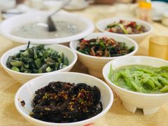 -红色湘菜馆(春风店)