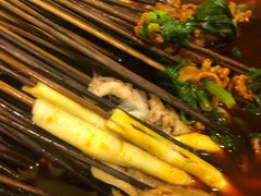 -拈签一笑黄牛肉辣卤串串