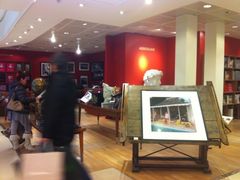 -乐蓬马歇百货公司(Rive Gauche)