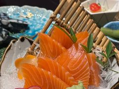 -山川小町·极番烧肉(新地假日广场店)