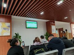 -复旦大学附属华山医院(虹桥院区)