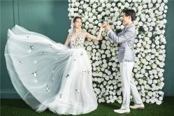 -苏菲亚婚纱影楼尊爵店(昆区店)