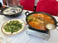 -万佛湖许老大铁锅鱼(黑金冠店)