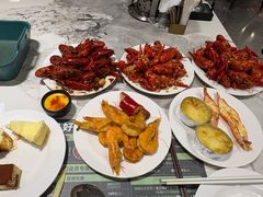 -金马门国际美食百汇(珞喻路店)