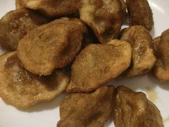 -茸梅路右拐龙虾-农家菜(松江店)
