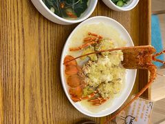 -雪梅月子中心(华侨城店)