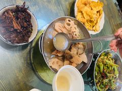 -神仙钵湘香土菜馆(光华路店)