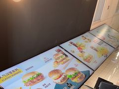 -麦当劳(三亚凤凰机场店)