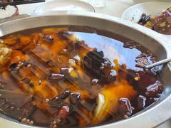 -鑫巴蜀小镇 · 水煮鱼专研店(玉桥店)