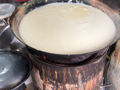 -云南大锅豆浆店