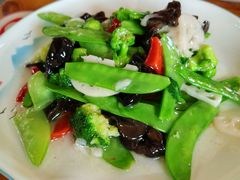 -虹海圣肉饼店家常菜馆