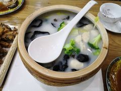 -地方名吃海鲜大馅蒸饺(北戴河店)