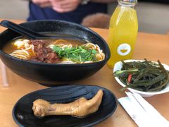 -三千粉牛肉米粉(来客茂店)