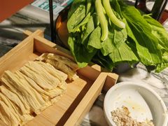 腐竹-大头椰·椰子鸡火锅(南宁万象城店)