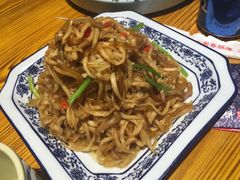酸萝卜炒粉-满园烤鸭·春饼(太原街万达店)