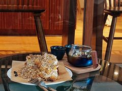 -C.Y Cafe