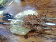 烤羊肉串-清真新疆叶尔羌烤肉店(新香洲店)