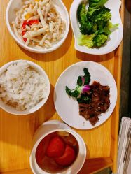 -卓玥国际月子会所(罗山路店)