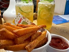 -Famous肥猫墨西哥音乐餐吧(五棵松华熙LIVE店)