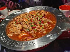 -胖哥俩肉蟹煲(长沙高铁吾悦广场店)