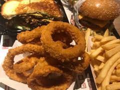 -The Habit Burger Grill 哈比特汉堡(复兴soho店)