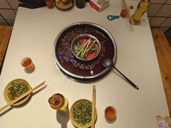 -岗上渣渣老火锅(两路口店)