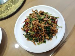-海兰江石锅饭(水上店)
