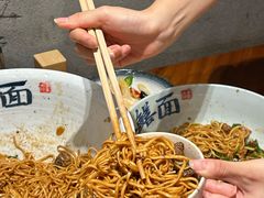 -李犟大爆鳝面·手工蟹黄包(湖滨西湖店)
