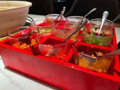 -领鲜天下·焗海鲜·花胶鸡(天目里店)