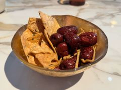 -纳鲁孜·新疆特色餐厅(上海悦荟广场店)