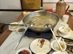 -颜氏双江清水鱼一养身火锅(磁器口店)