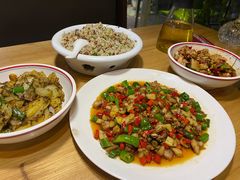 -自贡盐帮菜·玩辣餐厅(樱花园西街店)