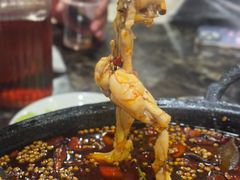 -鸿顺老铁锅美蛙鱼府(解放碑店)