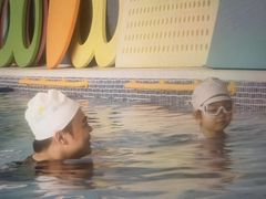 -龙格亲子游泳·水育早教运动中心(绿城店)