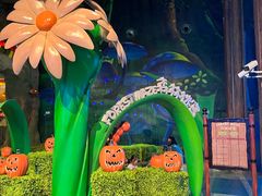 -蓝精灵乐园·世茂精灵之城主题乐园