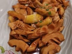 -老季市·三代非遗传承·地标美食老汁鸡(工农路店)