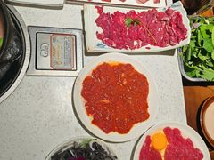 -贵府酸汤牛肉火锅·贵州老字号(飞山街店)