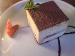-MARU玛露音乐餐厅(大学路店)