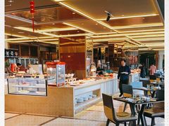 -大中华希尔顿酒店-念自助餐·嗨啤·小龙虾