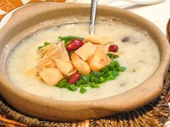 砂锅皮蛋瘦肉粥-食膳星港记·手工现做港式茶餐厅(吉联店)