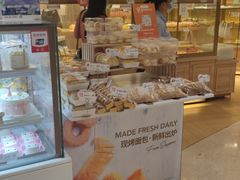 面包甜点陈列柜-BreadTalk面包新语·烘焙蛋糕(高德置地春广场店)