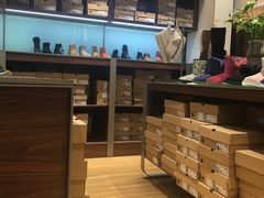 -UGG(燕莎奥特莱斯购物中心店)